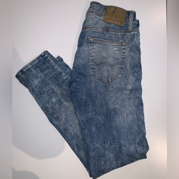 American Eagle ripped jeans👖 - Picture 2 of 3
